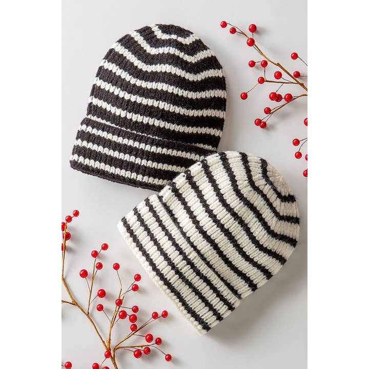 Urban Daizy - Wholesale Beanie - Women's - Striped Beanie