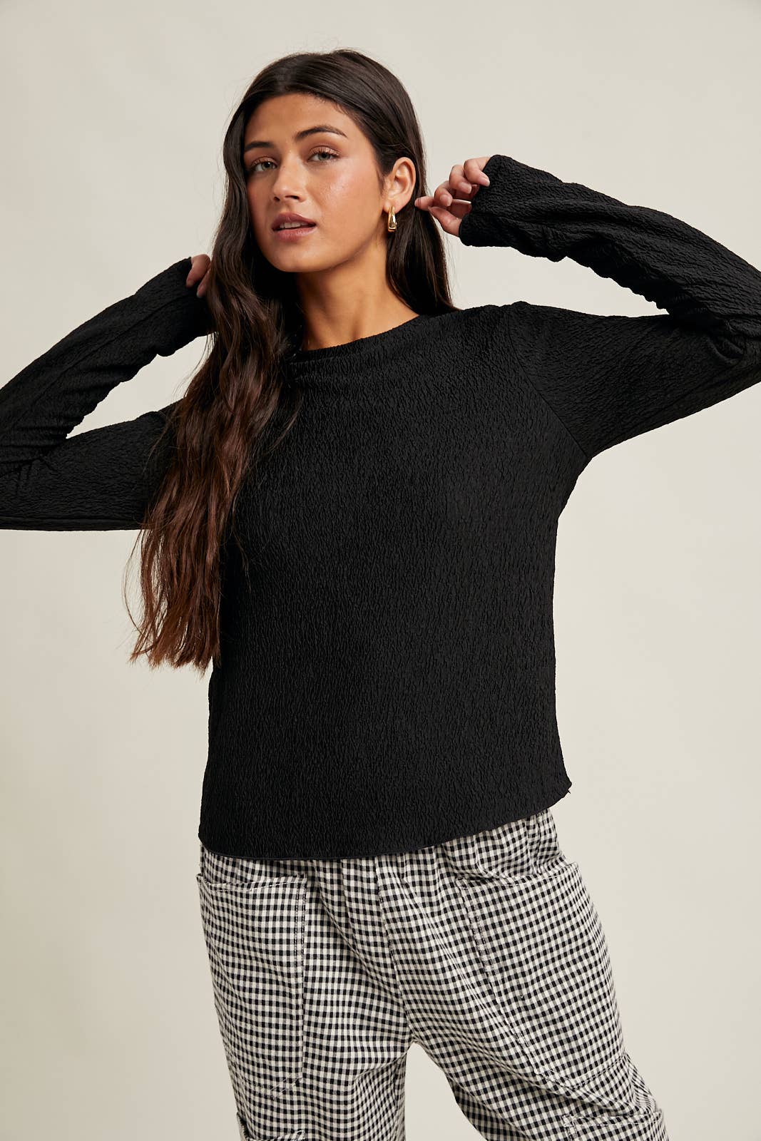 ZWART BASIC GEPLOOIDE BREISEL TOP / WL25-10849 voor groothandel op Faire0