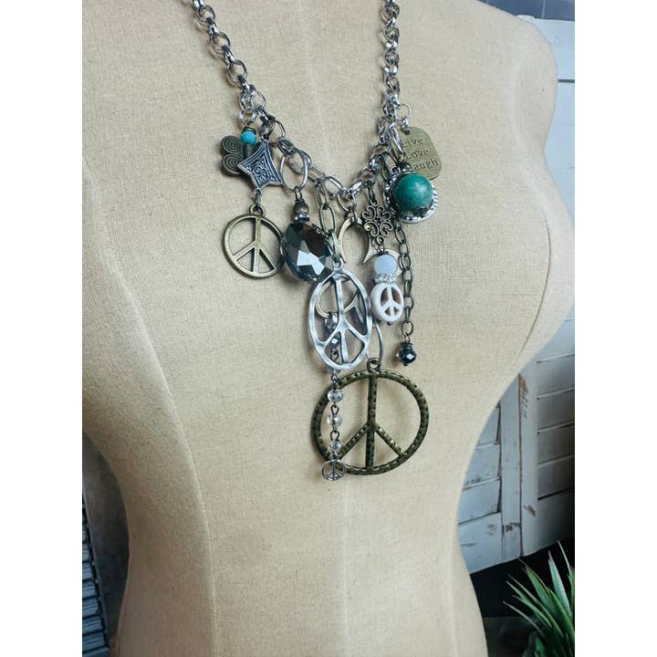 Scooples Jewelry - Wholesale Link & Chain Necklace - Gypsy Junk Originals Peace Neck1