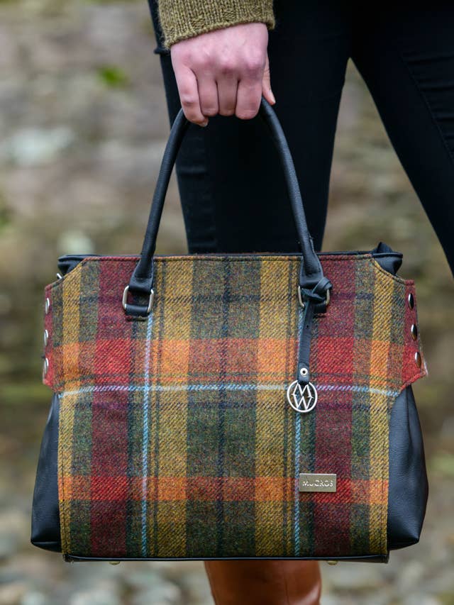 Emily Tasche 321 aus 100 % Wolle und PU-Leder für Damen für den Großhandel von Mucros Weavers