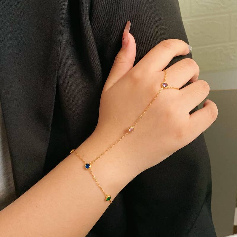 BYREN | ÉLINE L'ATELIER - Wholesale Wristlet - Stainless steel bracelet 324AQ2212