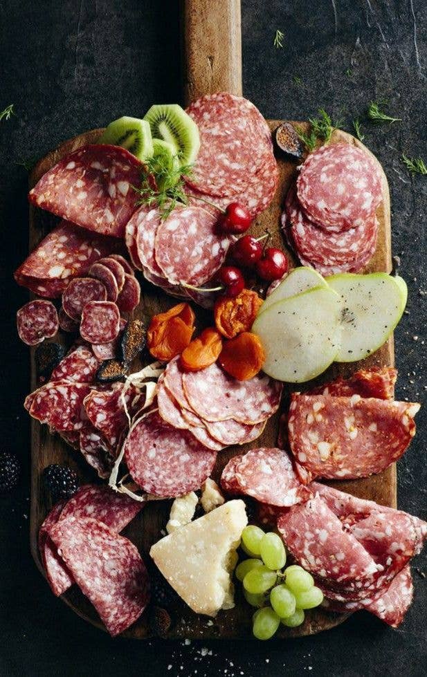 I sapori di una volta s.r.l.s - Wholesale Salami - Salame Napoli2