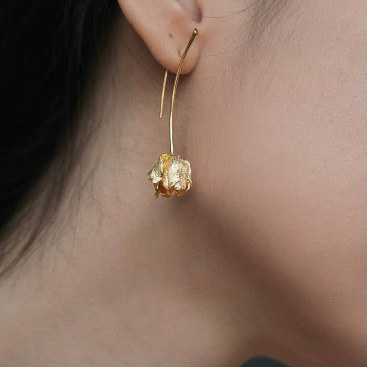 LanLivia - Wholesale Dangle Earrings - Unique Tulip Flower Design Longline Drop Earrings3