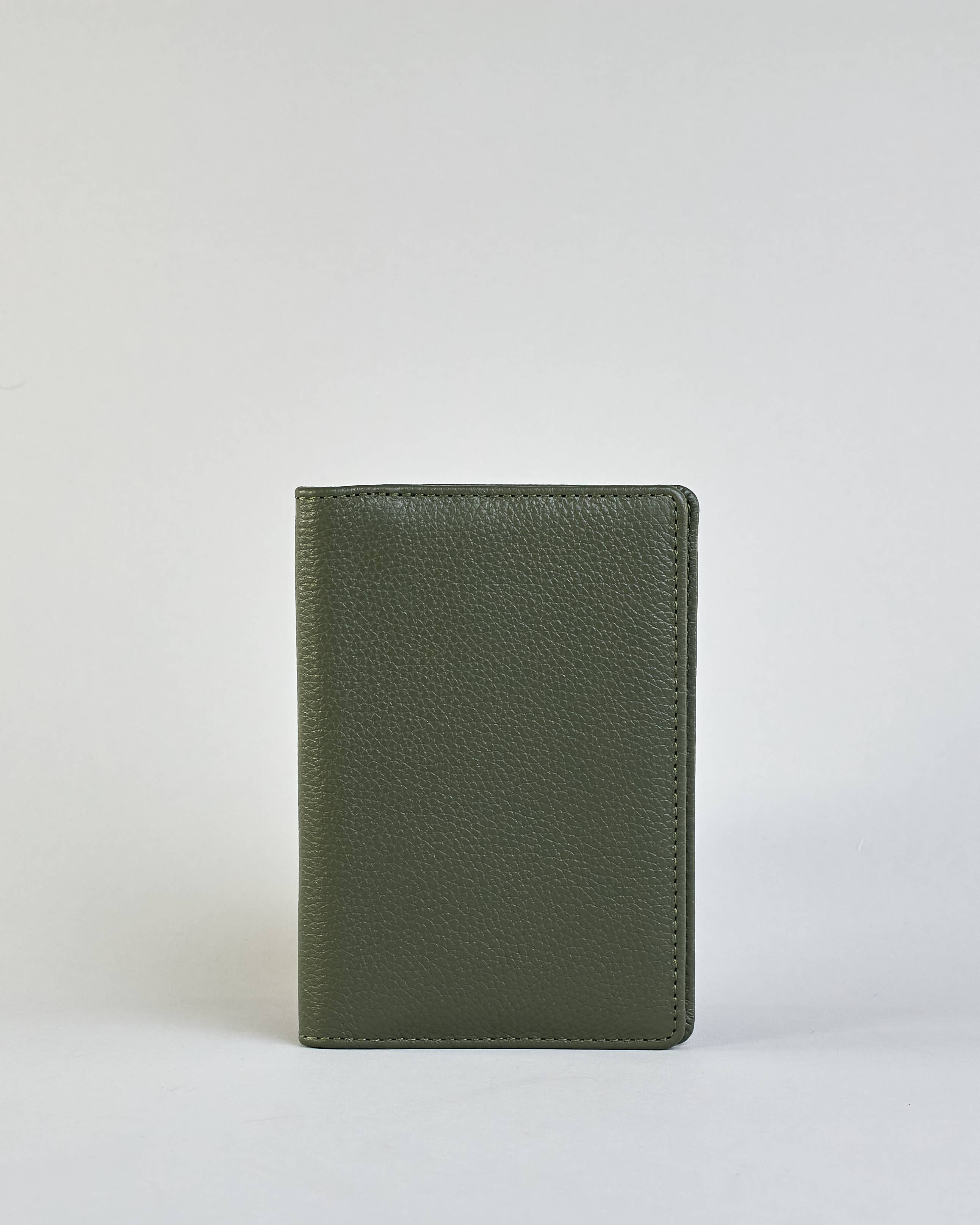 Herzilein-Wien GmbH - Wholesale Passport Case - Women's - Passhülle Leder 56