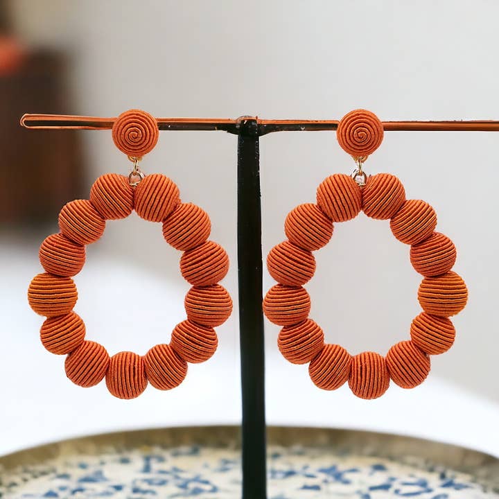 Narratives The Line - Wholesale Dangle Earrings - Cotton Woven Ball Oval Earrings - Reds