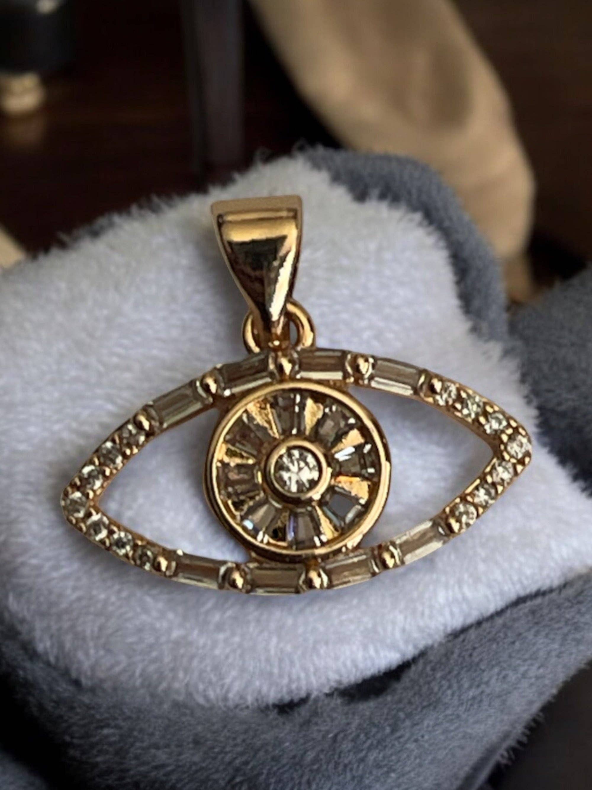 Divina Jewelry & Accessories LLC - Wholesale Individual Charm/Pendant - Evil Eye Theme with CZ Stones 18k Gold Electroplated Pendant1