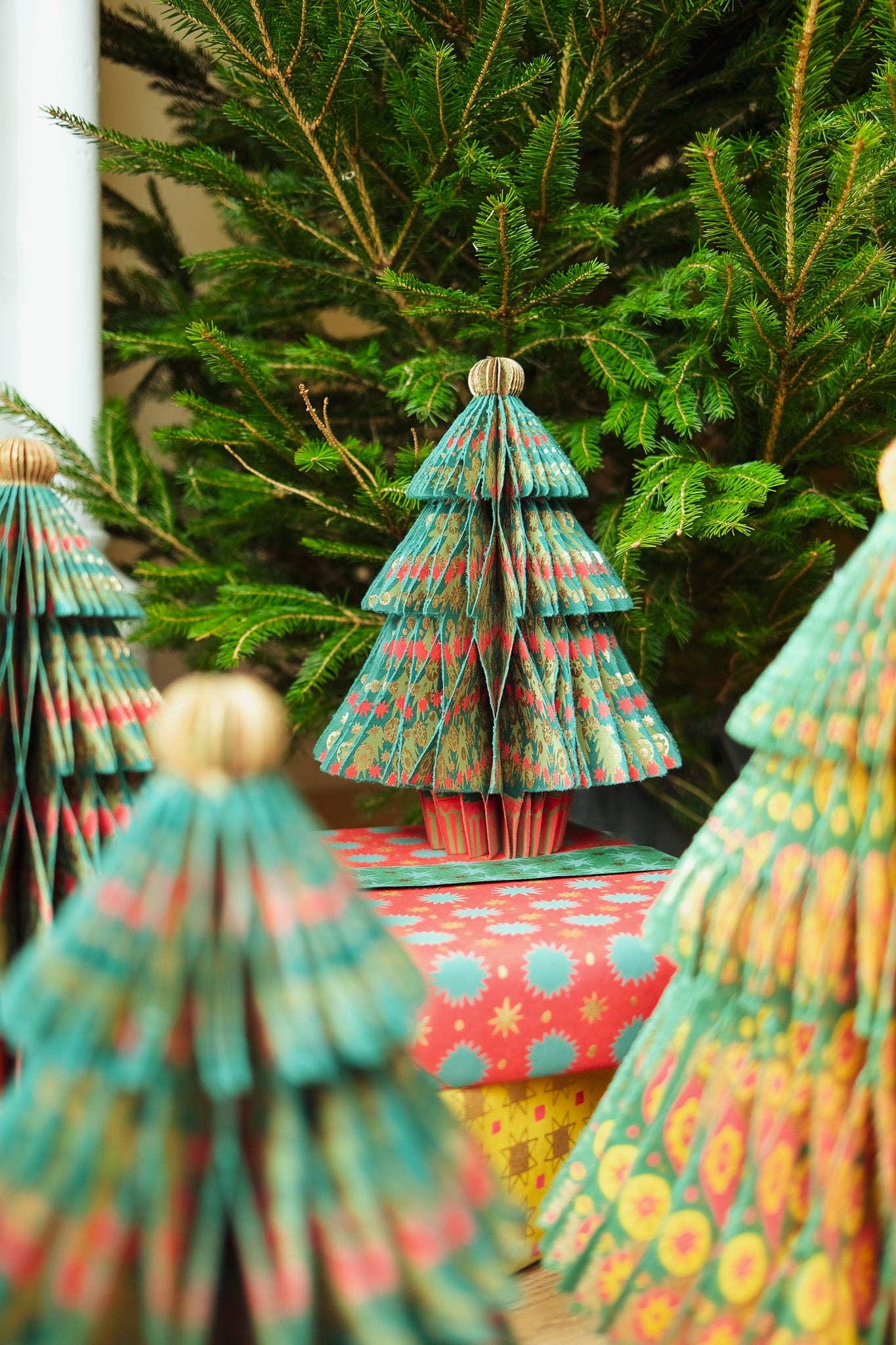 East End Press - Wholesale Christmas Decoration - Fir Tree Honeycomb14