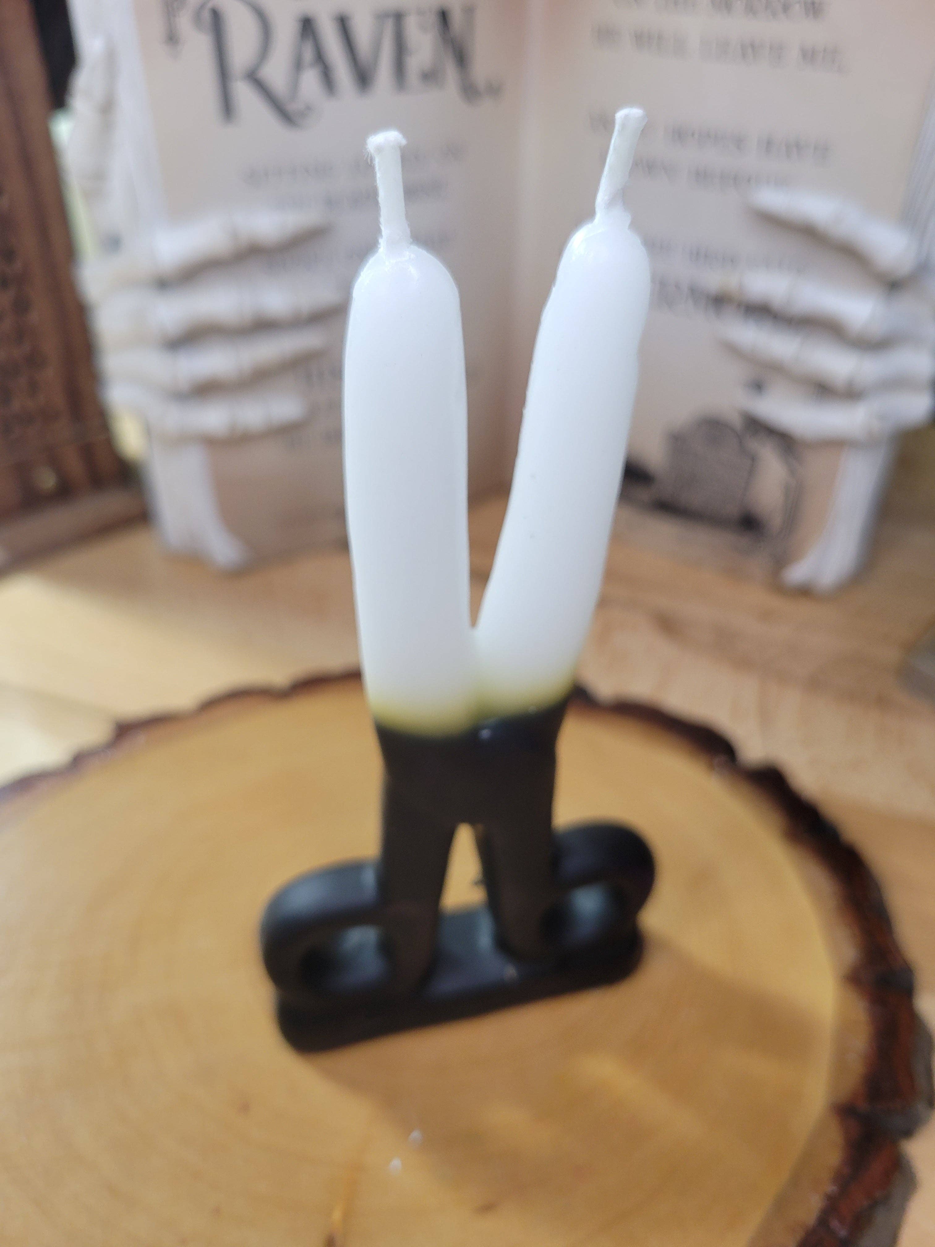 My Magic Place Shop - Wholesale Novelty Candle - White & Black  Scissors shape candle- Cord cutting1