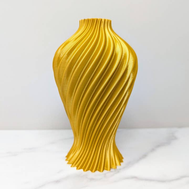 Boyd's Custom Fabrication - Wholesale Vase - Medium Spiral Vase, Gold0