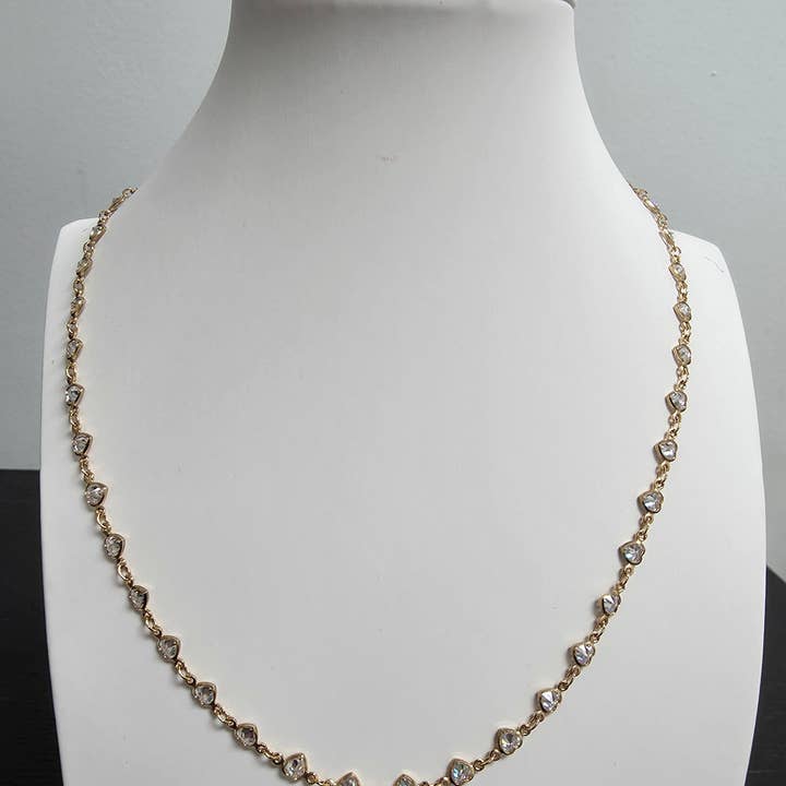 Collana con Cuore Sfaccettato CZ Chiaro da 18 Pollici ✦ NC-SJ0508 per la vendita all'ingrosso da parte di Simply Jewels