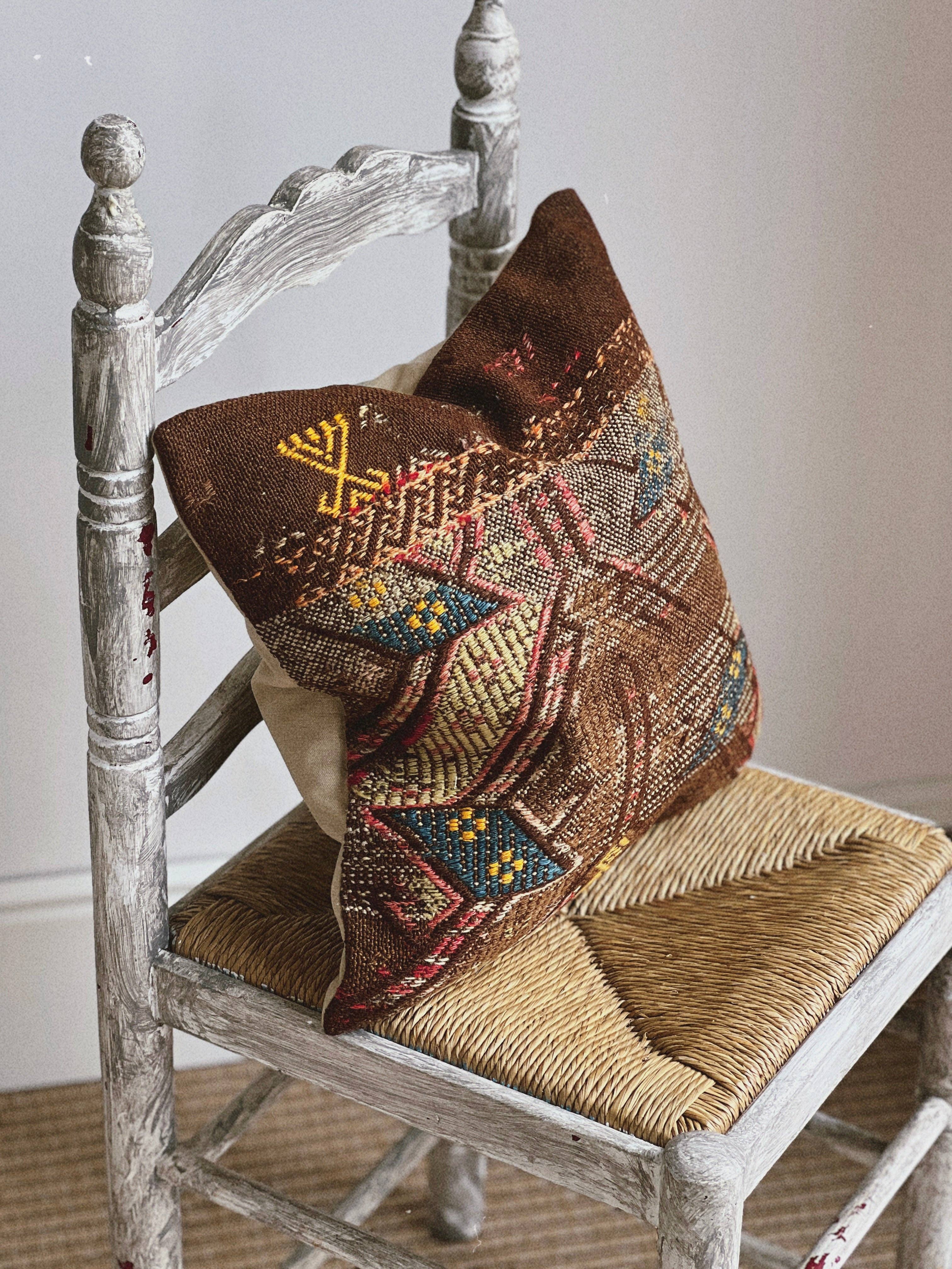 Cristina Cisneros - Vendita all'ingrosso Fodera cuscino decorativo - Copricuscino rustico vintage Kilim in lana e cotone2