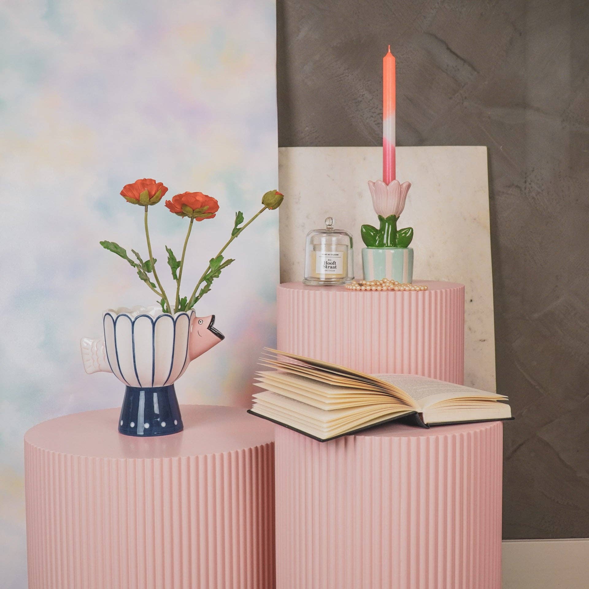 Housevitamin bv - Wholesale Vase - Vase - Fish- Dolomite -Blue/White/Pink -21x13.5x18cm2