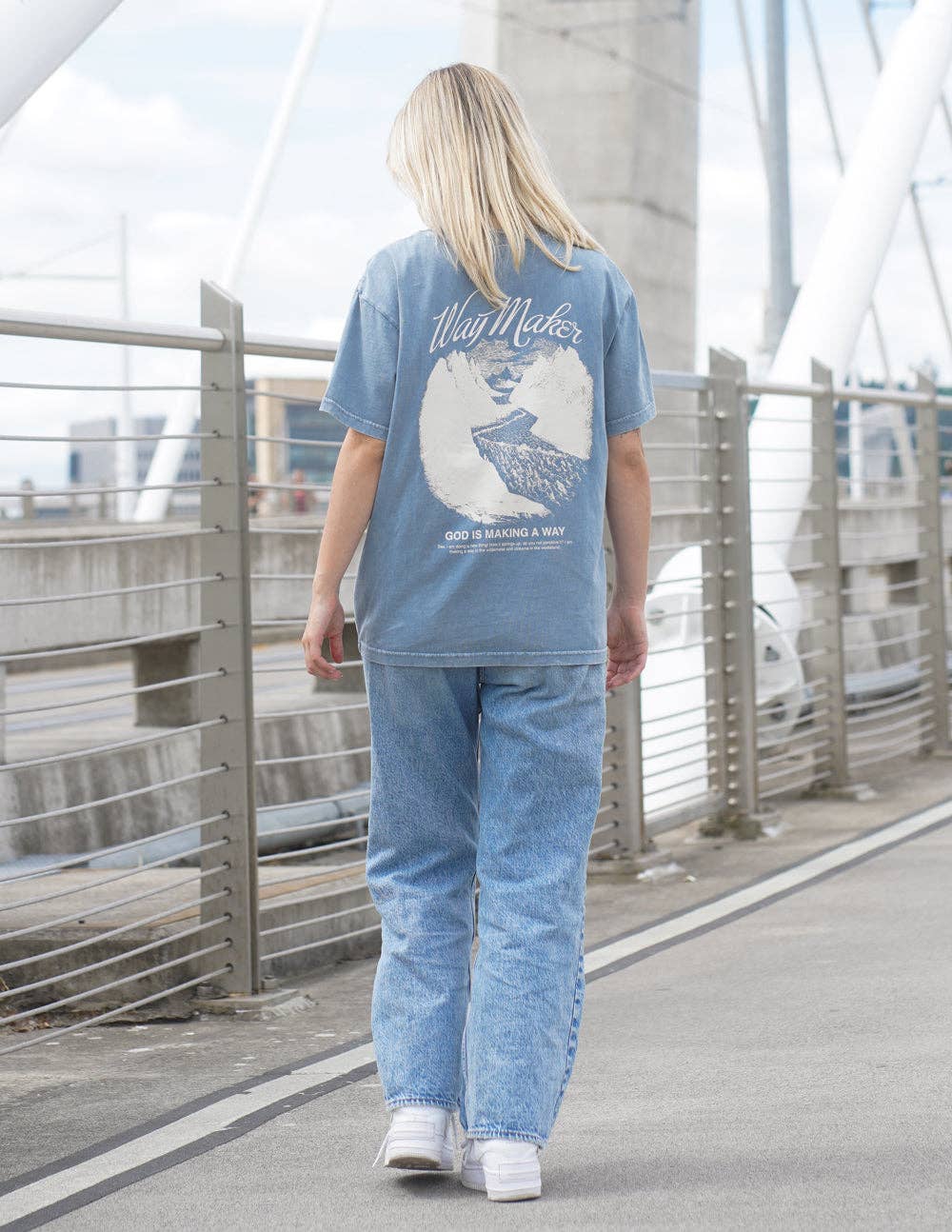 Elevated Faith – Großhandel T-Shirt mit Siebdruck – Damen – Way Maker Unisex-T-Shirt3