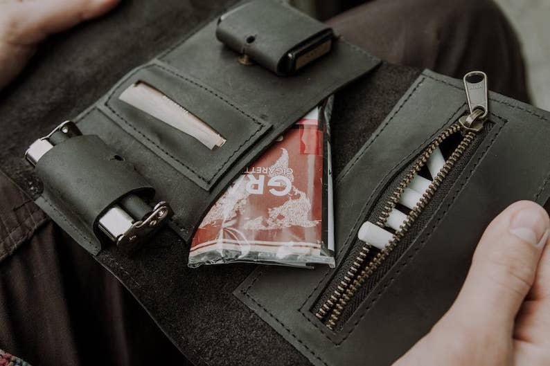 Pikore – wholesale Pouch – men's – Leather Tobacco Roll Case5