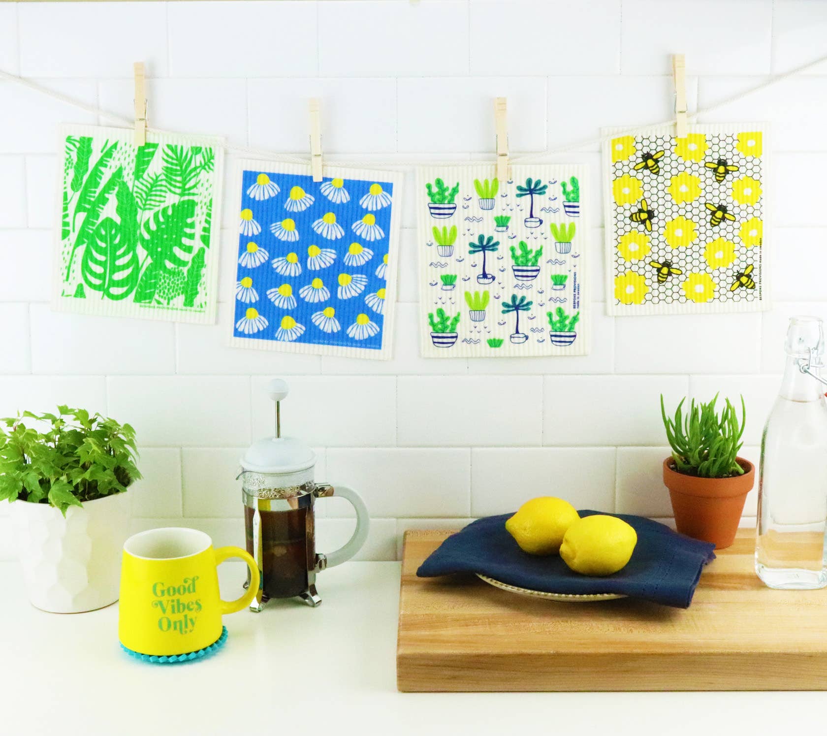 Bespoke Provisions - Vente Torchon - Abeilles sur nid d'abeilles chiffon suédois - Éponge réutilisable2