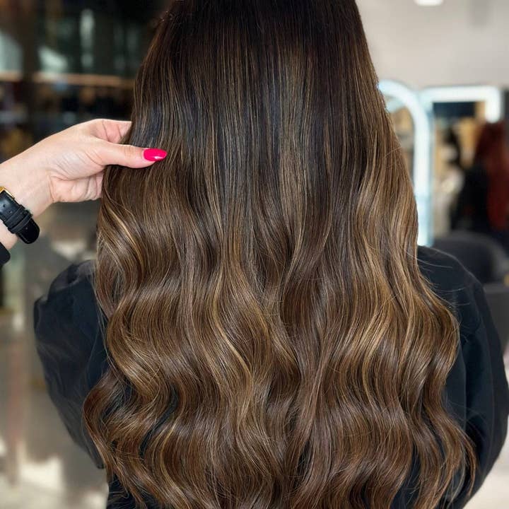 Conde Professional - Wholesale Hair Extensions - Volume Weft Stunning Brown #6/9 Bronde3