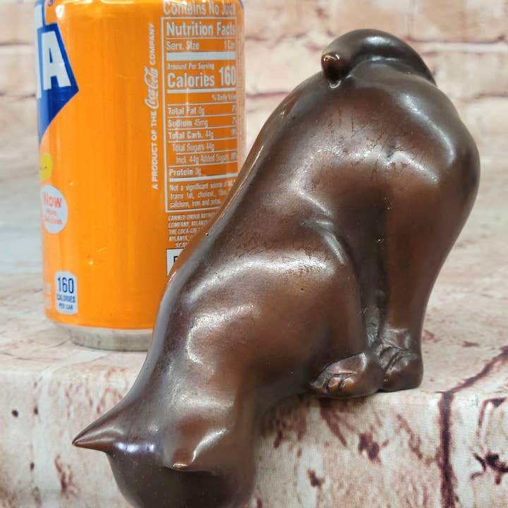 Bronzhaus - Vendita all'ingrosso Scultura - Statuetta in bronzo con gatto e gattino seduto sul bordo, da collezione, 7,6 x 15,2 cm1