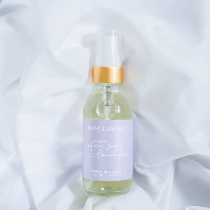 WHITE SAGE & LAVENDER LINEN SPRAY for engroshandel hos ROSE LANE CO