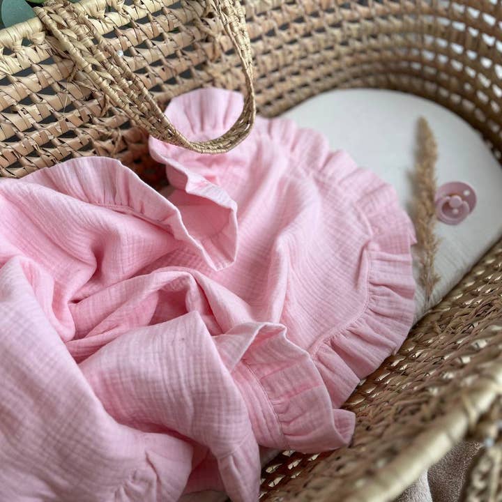 Organische Musselin-Babydecke mit Rüschen - 18 Farben für den Großhandel von Pastel Baby