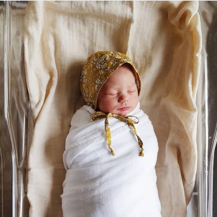 Natemia - Wholesale Swaddle - Baby - Muslin Bamboo Swaddle Blankets in White - 2 pack