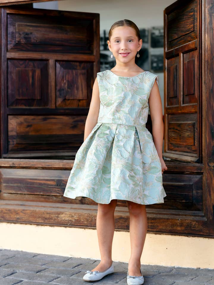 CÉRÉMONIE : PRINTEMPS ÉTERNEL / MODÈLE : CŒUR EST. 1 pour la vente par JaviLar Kids