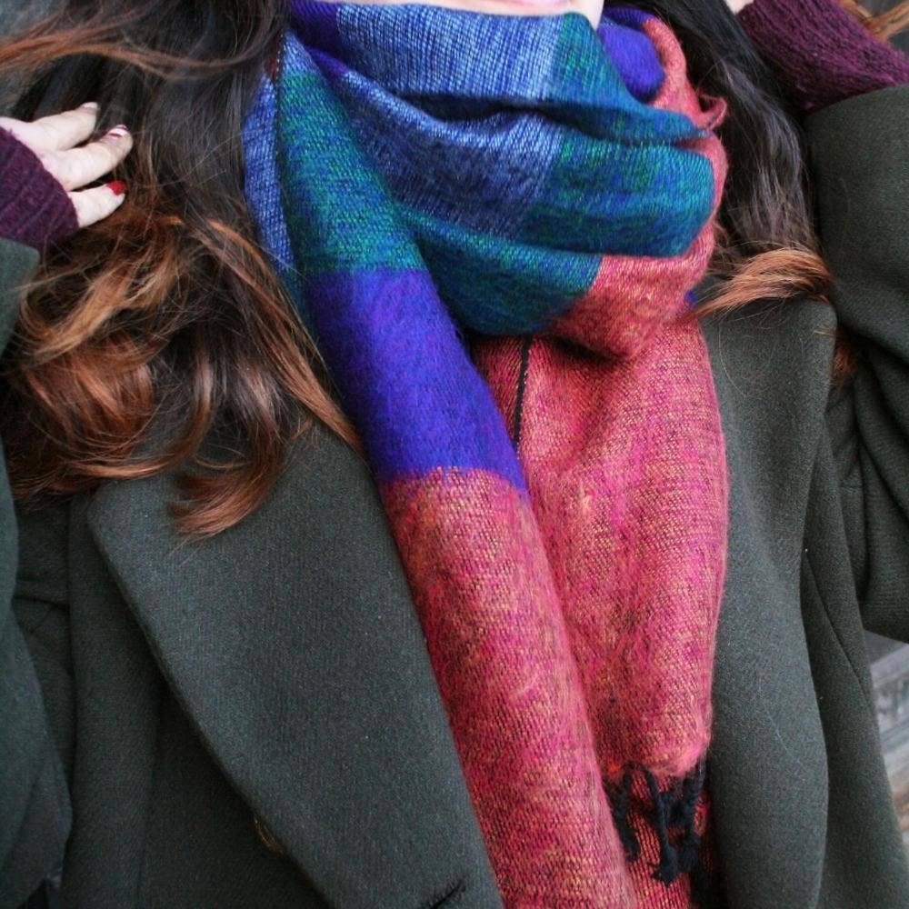 Shared Earth – wholesale Scarf – Women's – Shawl Mixed Textiles, 195 x 80cm Asstd Stripes1