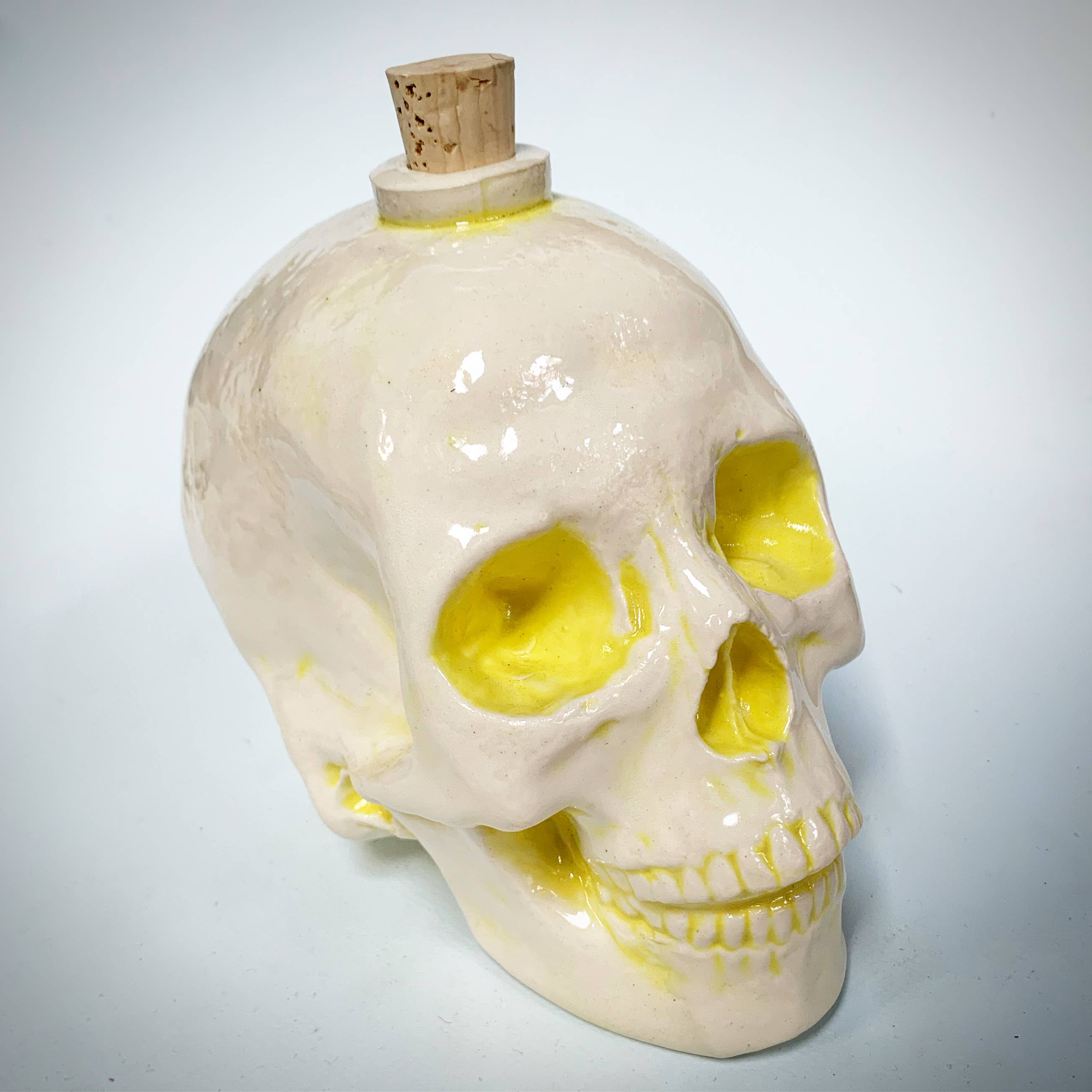 Wrong World Ceramics - Wholesale Decanter - Skull Decanter3
