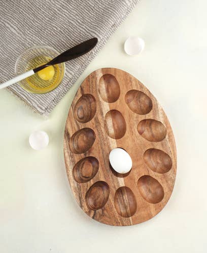 India Handicrafts Inc - Wholesale Egg Cup/Holder - Acacia Egg Easter Tray 1