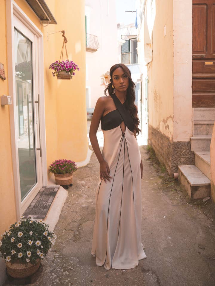 Vestido Soleil Manteiga por atacado de Rebecca Elizabeth