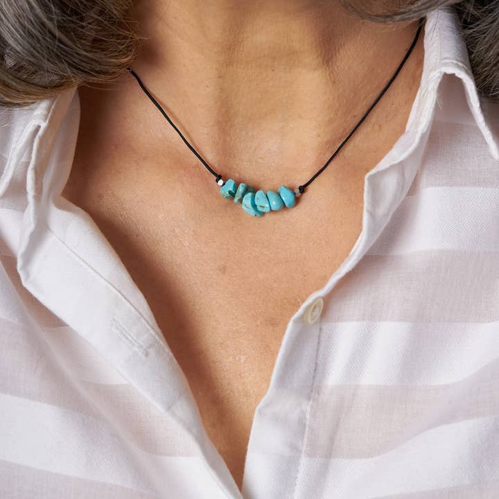 Collana con pietre portafortuna mese di dicembre per la vendita all'ingrosso da parte di Nella & Complements