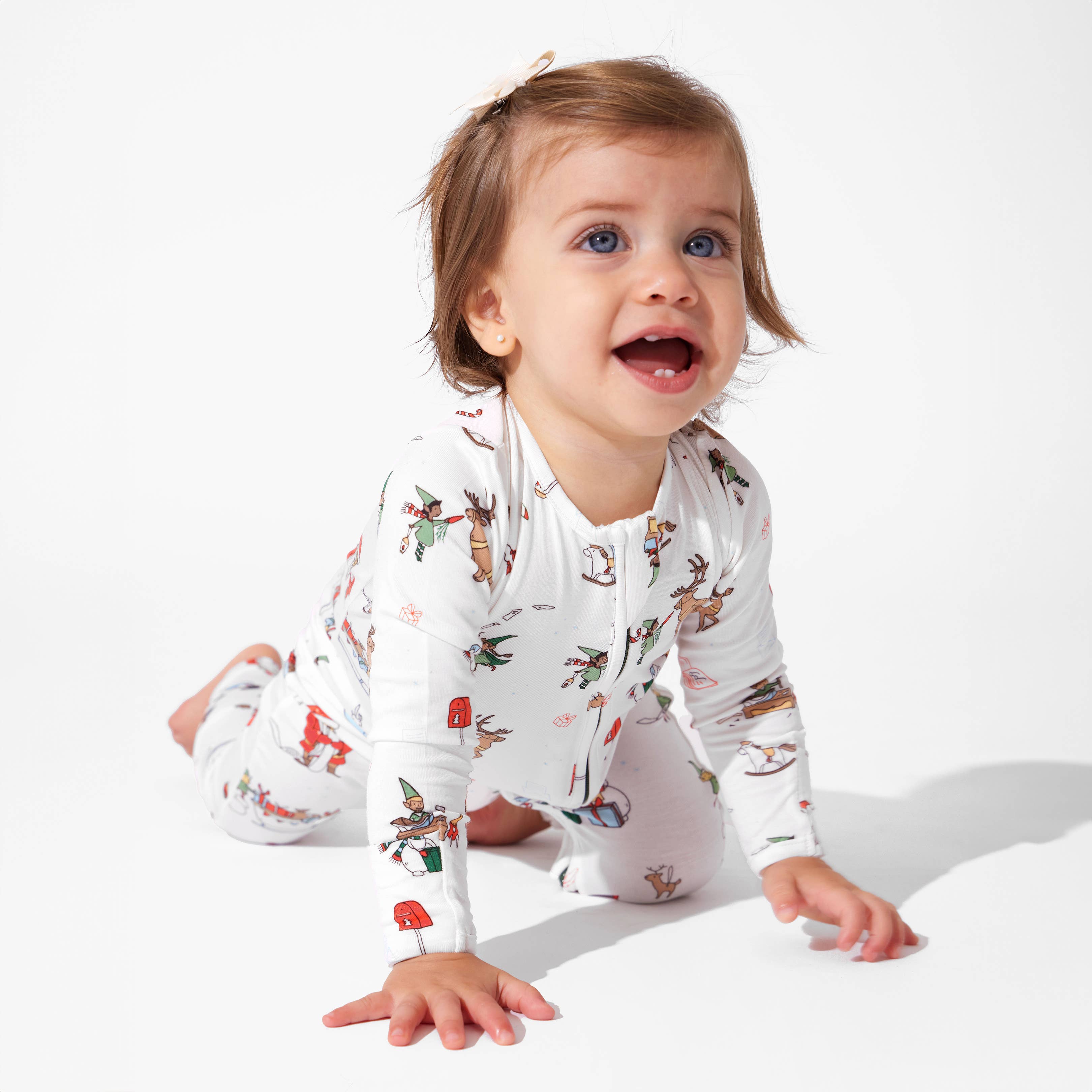 Bellabu Bear - Wholesale Slaappak - Baby -  Kerstpyjama: Santa's Workshop Bamboo nachtkleding voor kinderen10