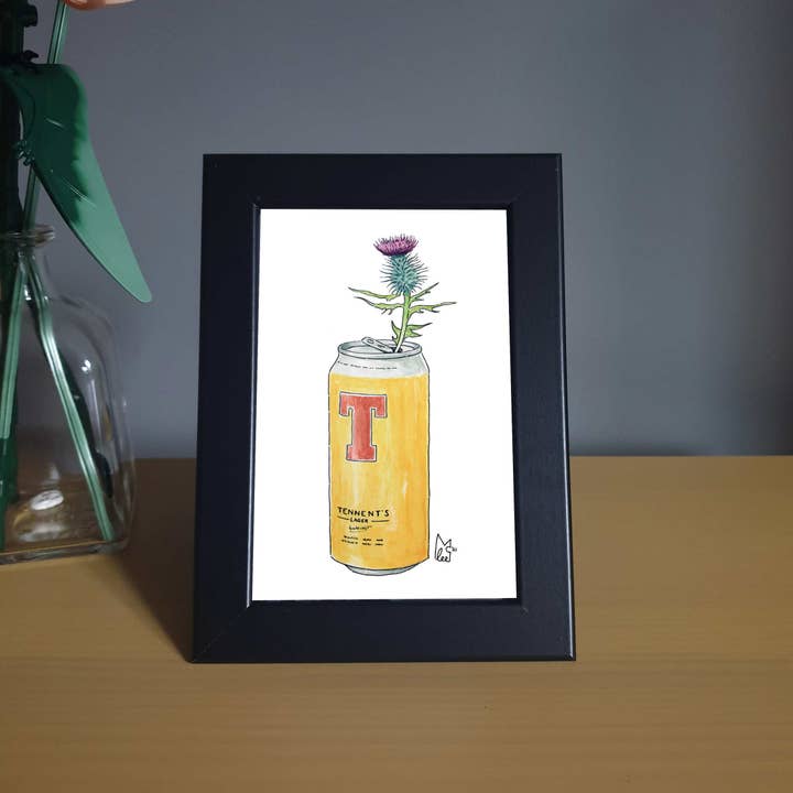 Impression encadrée Thistles in Tennents 10 x 15 cm pour la vente par Lee McGuire Art