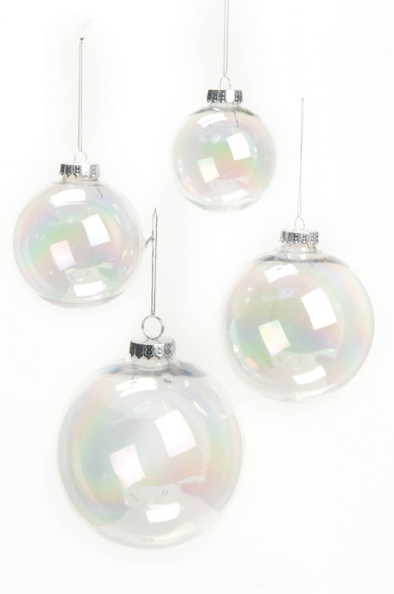 Studio Specialties - Wholesale Ornament - 5" PLASTIC BALL CLEAR/IRID.0