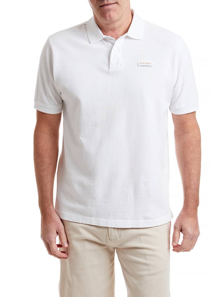 Poloshirt Onshore Wit voor wholesale door Castaway Clothing Nantucket Island