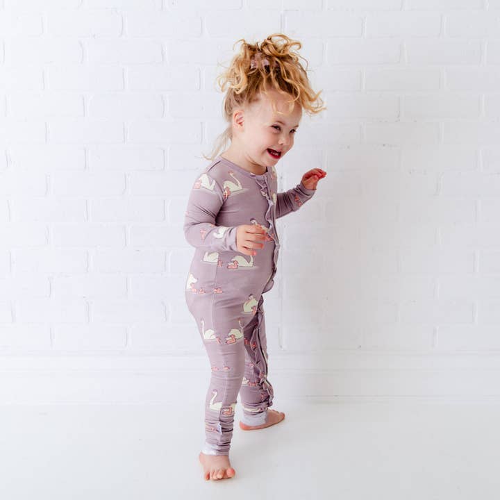 Dreamiere - Wholesale Bodysuit (Footed) - Baby - Swan Of A Kind Ruffle Bamboo Viscose Zipper Convertible Footie Pajamas