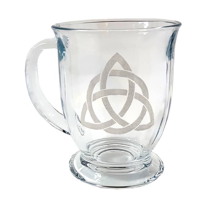 Tazza in vetro con nodo celtic trinity, tazza da caffè con incisione da 40,6 ml per la vendita all'ingrosso da parte di Lyoncraft