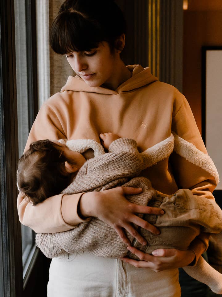 Mom'moute nursing hoodie - hoodie for wholesale by You&Milk
