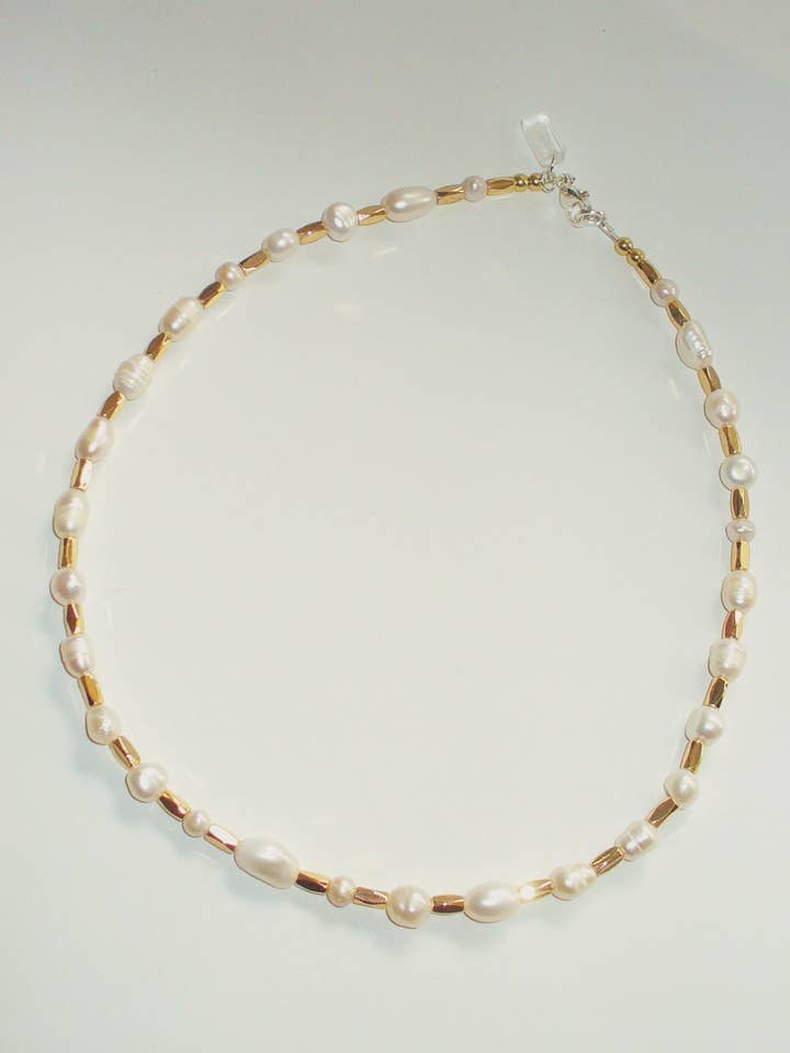 Vanille Pearl Necklace - Gold & Pearl for wholesale by blóma!