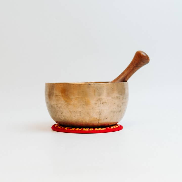 ART HIMALAYAN TRADING LTD – wholesale Meditationsprodukter – 7 ”Antik helande Himalaya Yoga tibetansk sångskål MT7