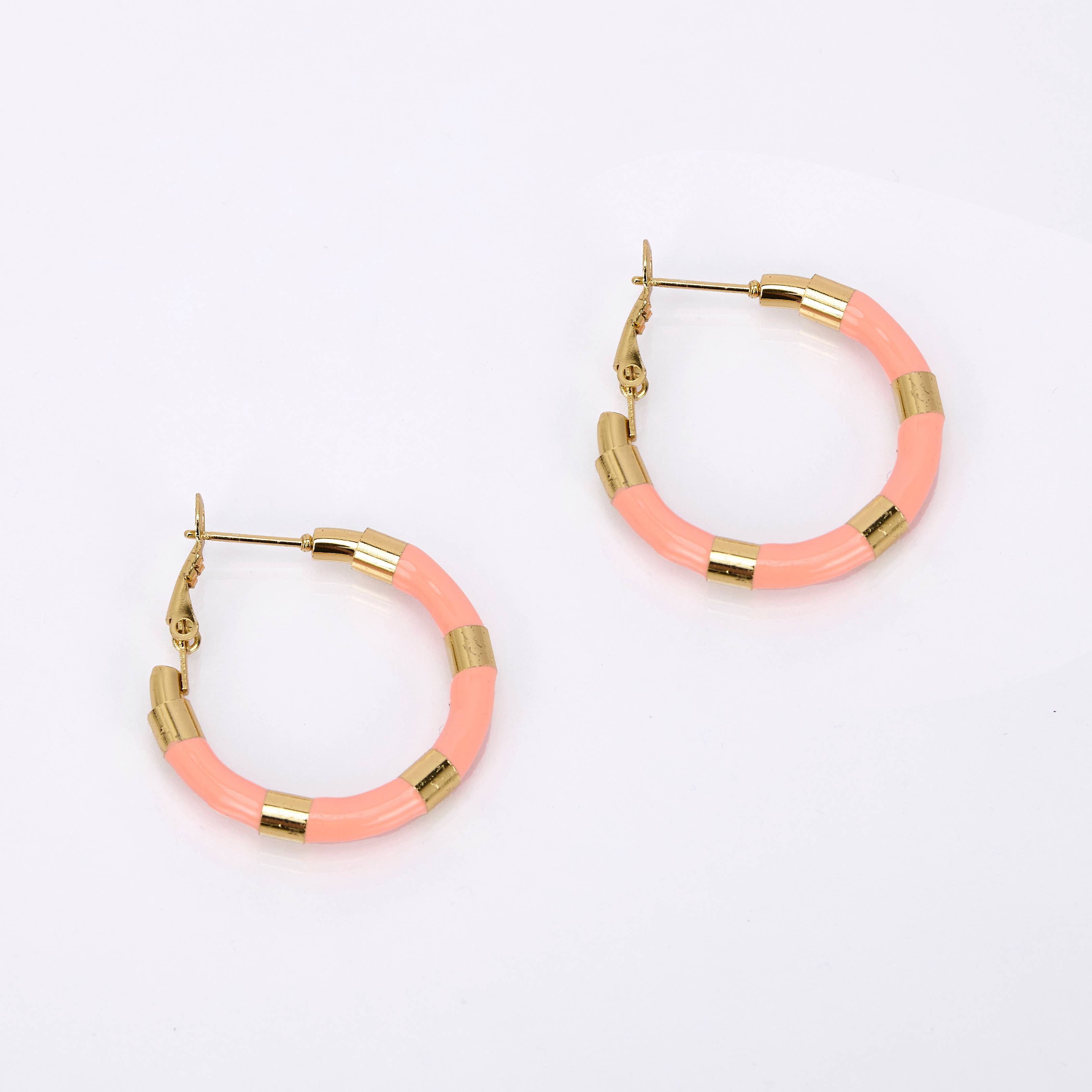 By Sookay - Vendita all'ingrosso Espositori e vetrine per gioielli - Espositore per orecchini a cerchio smaltati in acciaio inox6