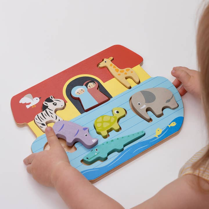 ThreadBear Design UK/EU – wholesale Wood toy – Child – Mentari Shape Sorting Ark Tray4