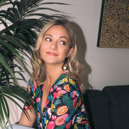 Emeldo - Wholesale Hoop Earrings - Daisy Hoops // Select Daisy Colour + Hoop22