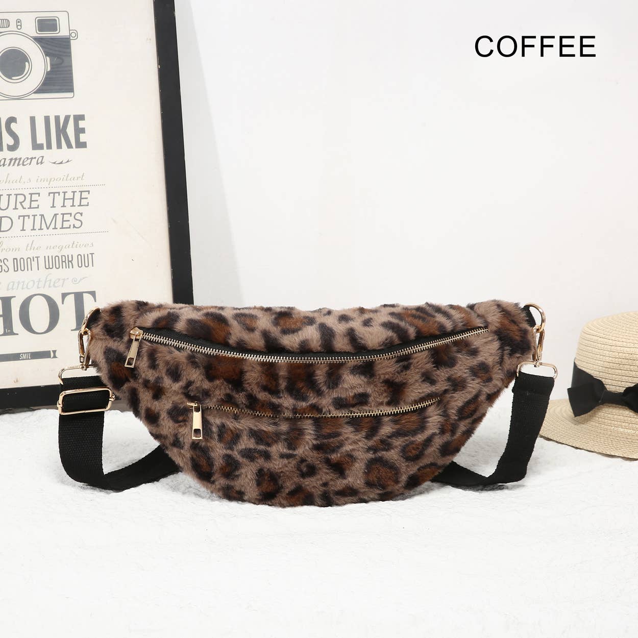 House of Milano – Engroshandel Bæltetaske - Dame – 25422 Bæltetaske i leopardmønstret kunstpels1