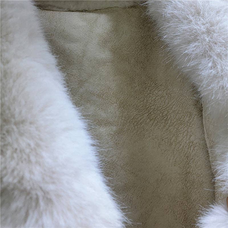 Sanyao Fashion – wholesale Väst - Dam – M214 Fuskpälsväst med slag och slipsfickor4