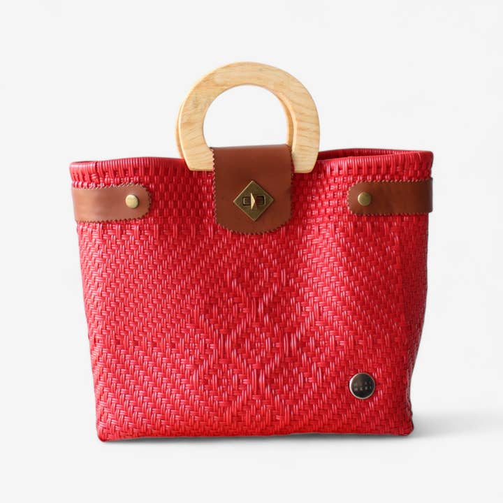 Sac mexicain rouge avec poignées en bois pour la vente par MexiMexi