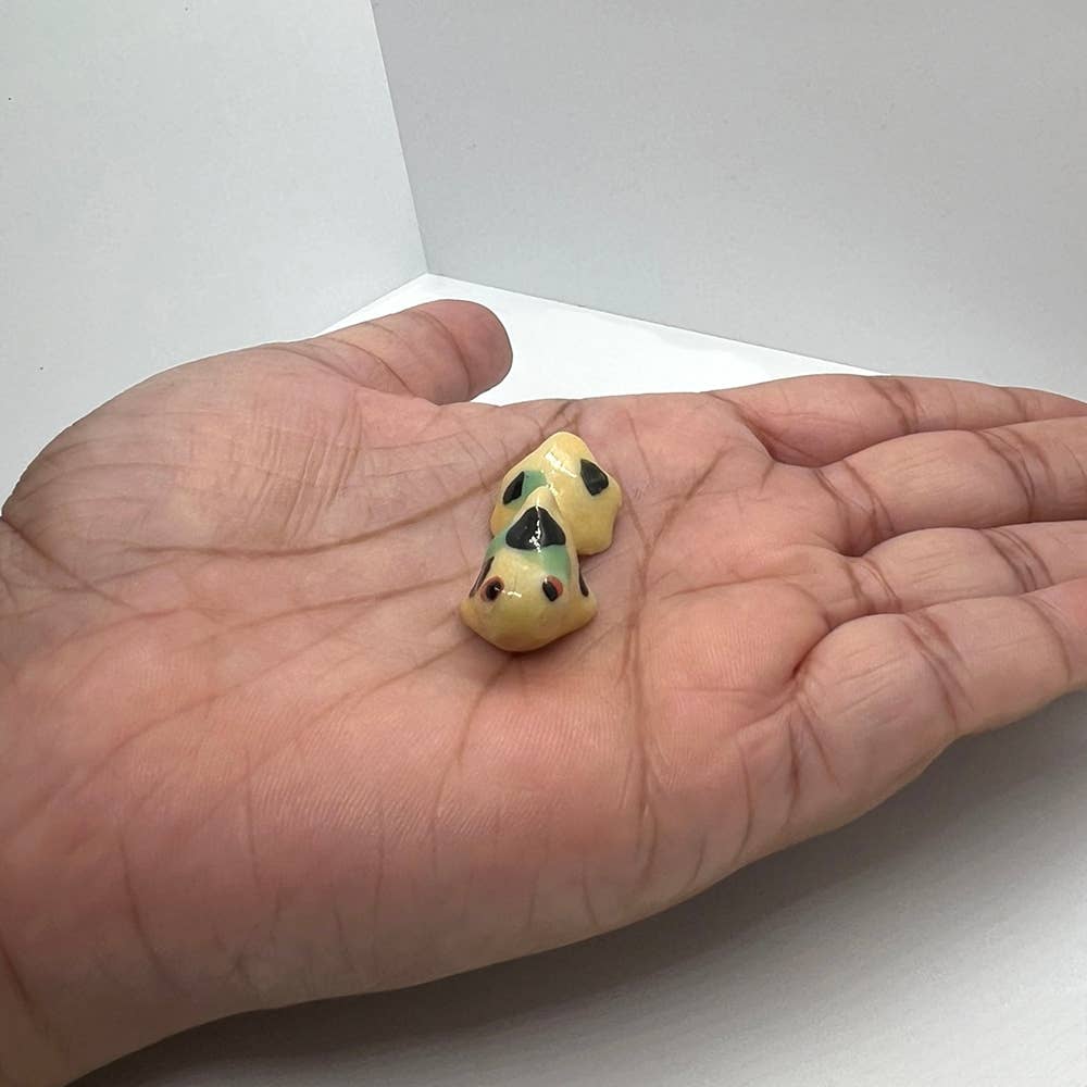 VIE - Wholesale Decorative Figurine - Mini Ceramic Figurine, Assorted Colour, Approx. 2cm15