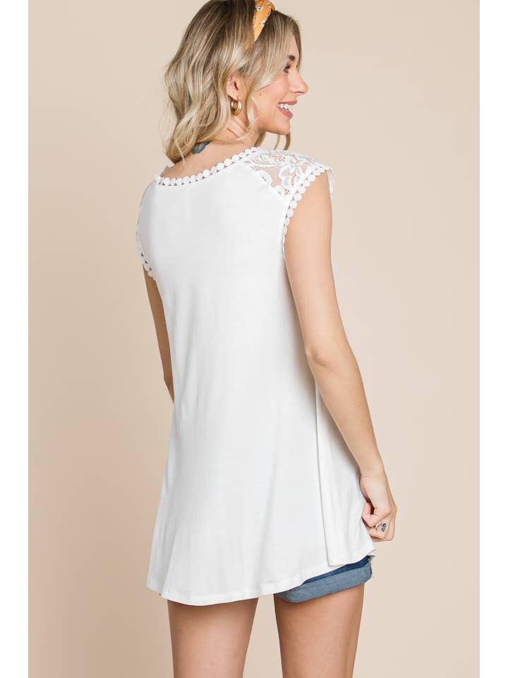 Emerald Collection – wholesale Tunic – Women’s – ETK-8814 Solid Top with Lace Contrast Neckline21