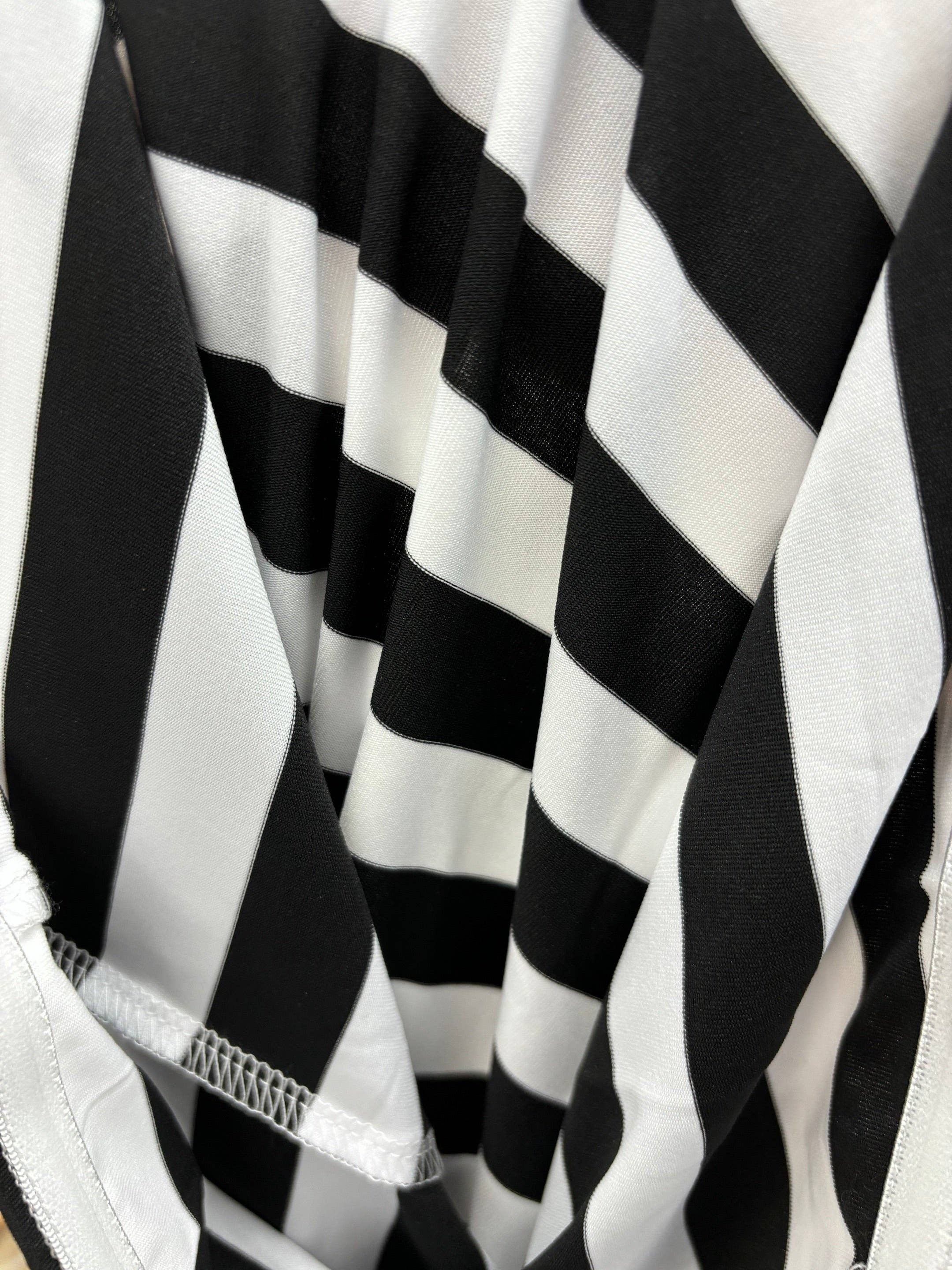 SVART Axelbandslös Randig Maxiklänning med delad fåll för wholesale på Faire3