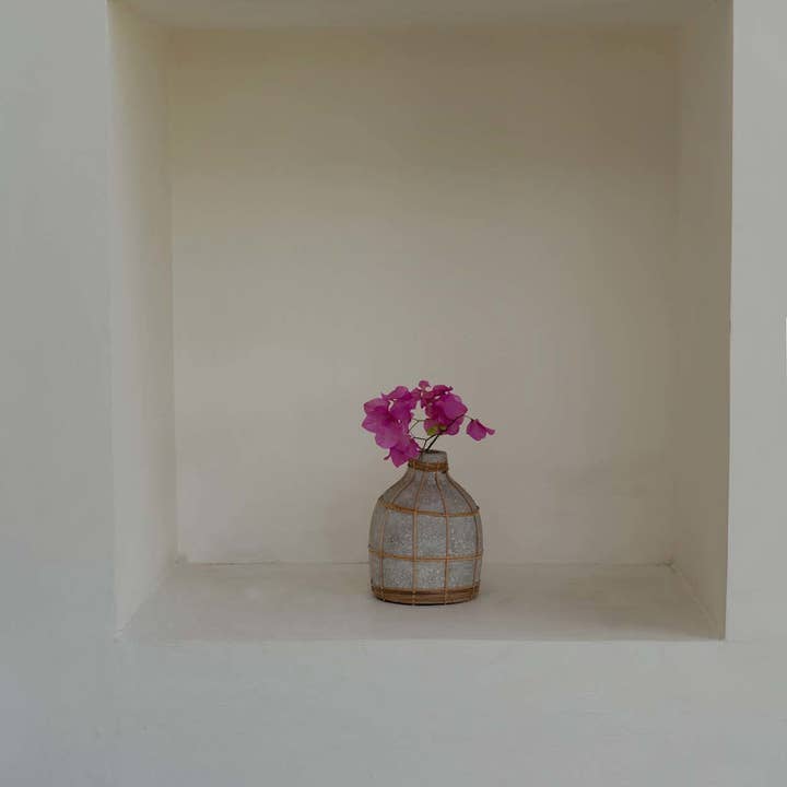 Bazar Bizar Living - Wholesale Vase - The Whoopy Vase - Concrete Natural - S1