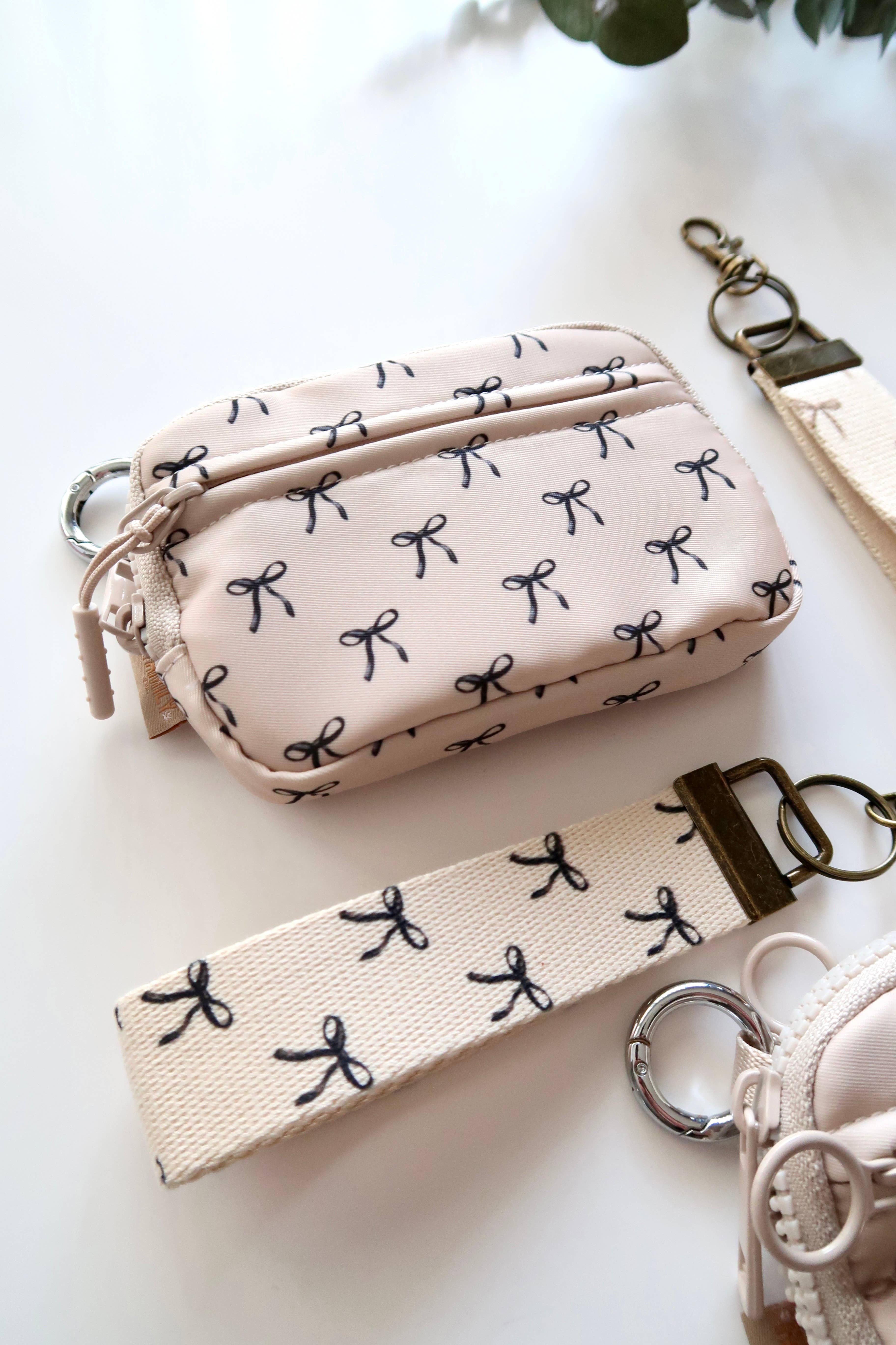 Frederick Family Co. - Wholesale Wallet - Women's - Bow Keychain Wallet with Wrist Lanyard, Compact Card Holder 2